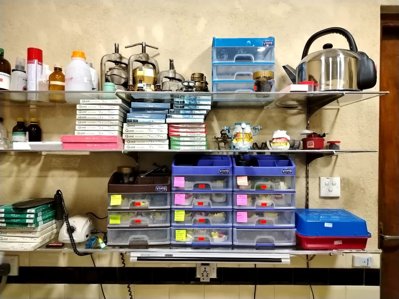 Dilicia Dental Laboratory